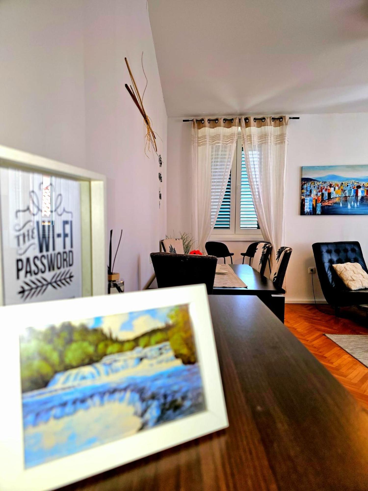 Apartman Square View Šibenik Екстериор снимка